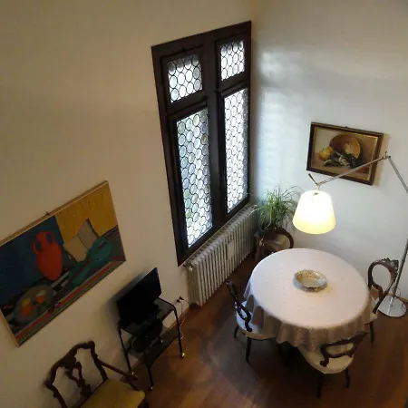 Accademia San Vio Apartment Venice