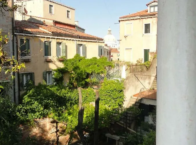 Appartement Accademia San Vio *